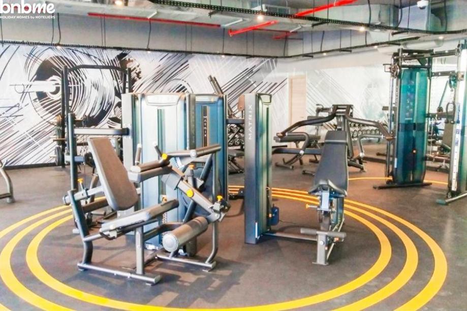Bnbmehomes - Beautiful Lake View Studio Near Marina - 1504 Dubai Bagian luar foto