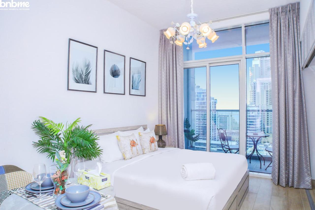 Bnbmehomes - Beautiful Lake View Studio Near Marina - 1504 Dubai Bagian luar foto